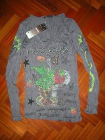 Camiseta Gris Efecto Arrugado Manga Larga.