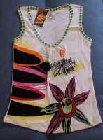 Camiseta Blanca Con Estampado Flor !!